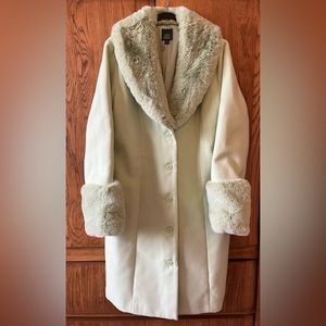 Wild Fable lime green coat